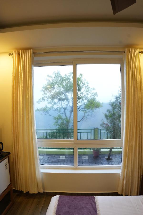 Vaga Mist Resort Vagamon Idukki Exterior photo